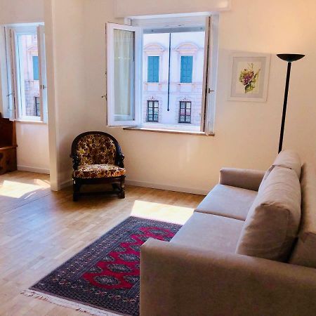 Appartamento Portapalio40 Con Parcheggio เวโรนา ภายนอก รูปภาพ