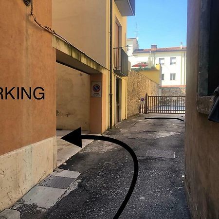 Appartamento Portapalio40 Con Parcheggio เวโรนา ภายนอก รูปภาพ