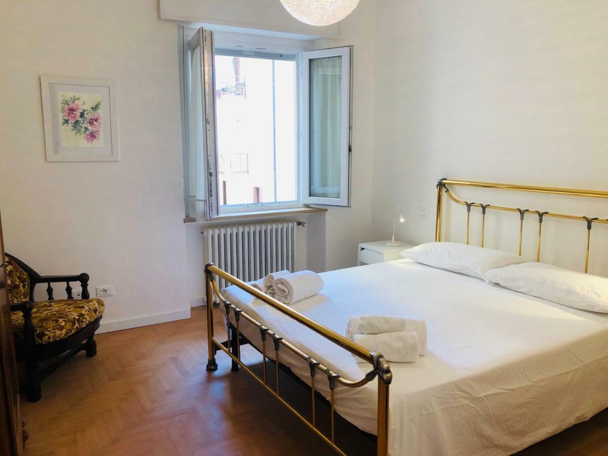 Appartamento Portapalio40 Con Parcheggio เวโรนา ภายนอก รูปภาพ