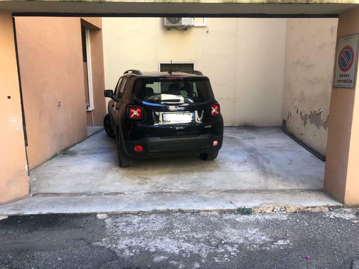 Appartamento Portapalio40 Con Parcheggio เวโรนา ภายนอก รูปภาพ