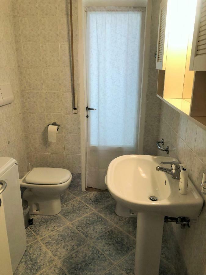 Appartamento Portapalio40 Con Parcheggio เวโรนา ภายนอก รูปภาพ